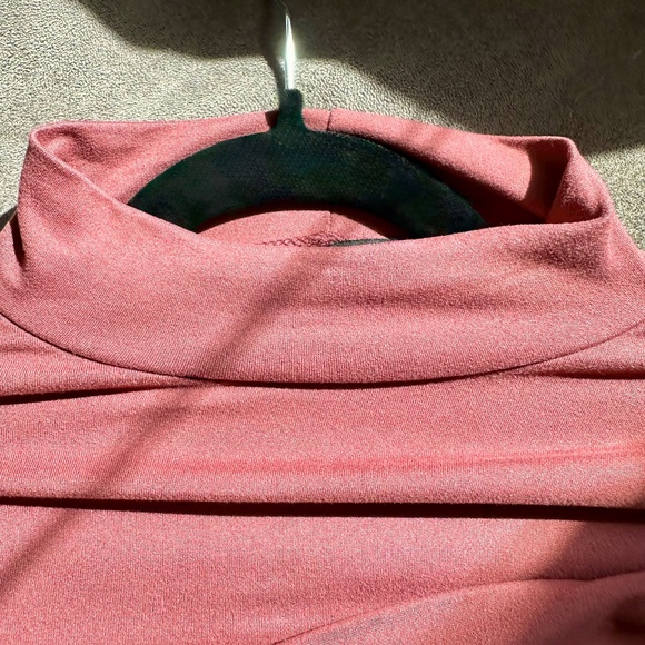 Urban Outfitters Maxine Cutout Mock Neck Top - Size S - Picture 13 of 13